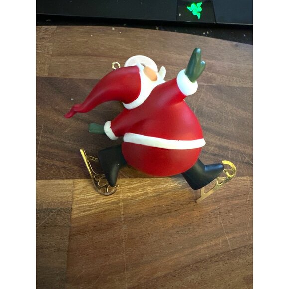 Hallmark Skating Santa Keepsake Ornament Figure Ice Skating 2013 Christmas Decor - Picture 2 of 5